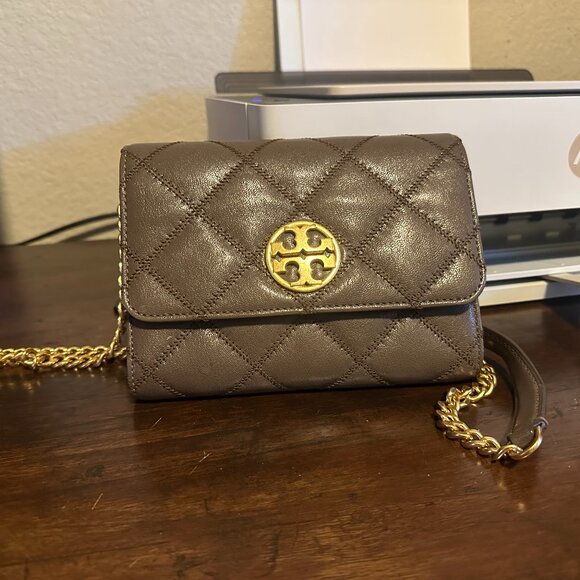 Tory Burch Purse - Picture 1 of 1